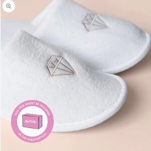 NEW L Diamond White Wedding Bath Slippers